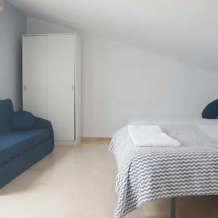 Duplex Centro Parking * Ronda