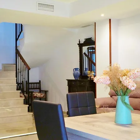 Duplex Centro Parking * Ronda